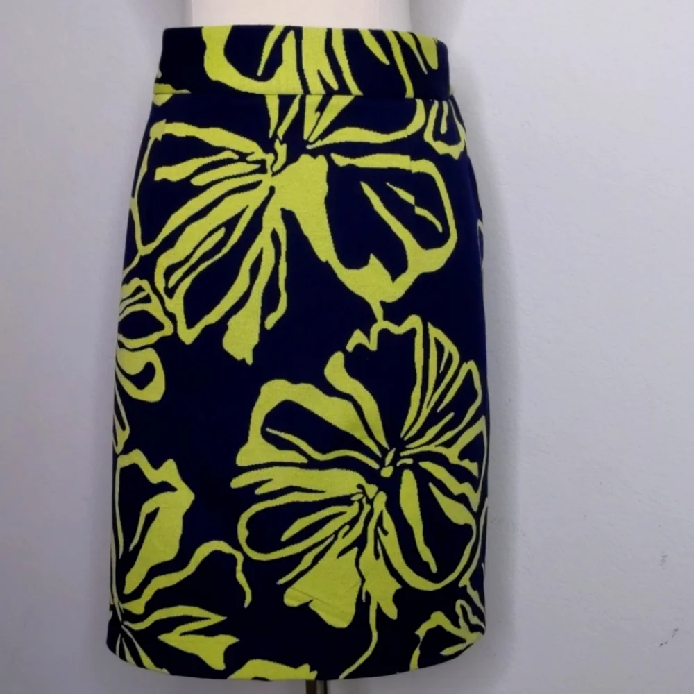 Grace Elements Skirt Dark Blue with Floral Size 14